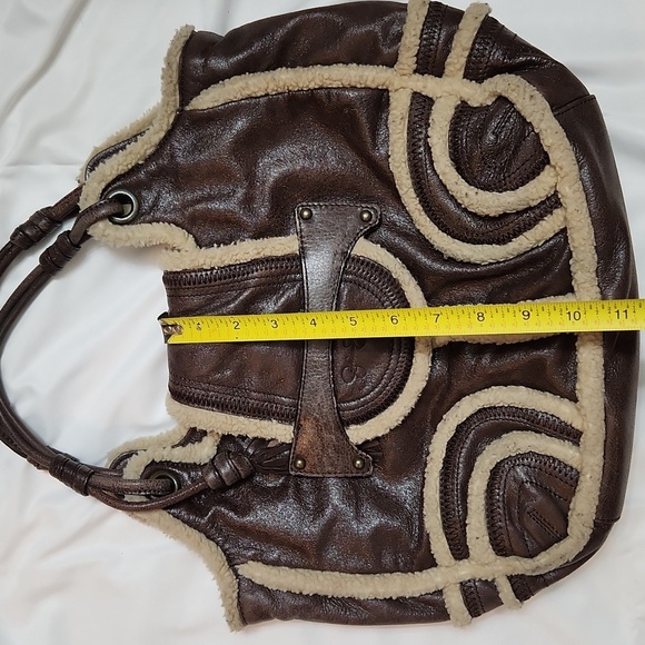 Jessica Simpson Brown and Cream Faux Leather and Sherpa Shoulder bag - Picture 12 of 16